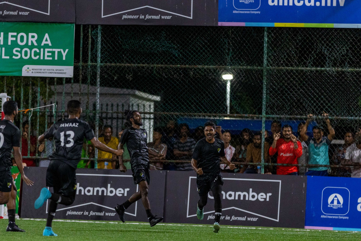 ސިފައިންގެ ކްލަބްގެ ކުޅުންތެރިން ލަނޑު ޖެހުމަށްފަހު