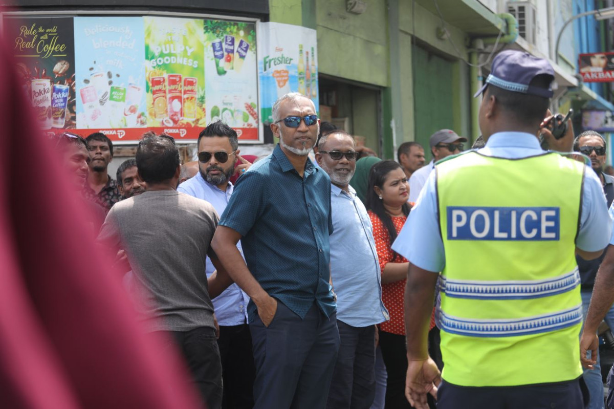 President Muizzu with senior political figures of his administration