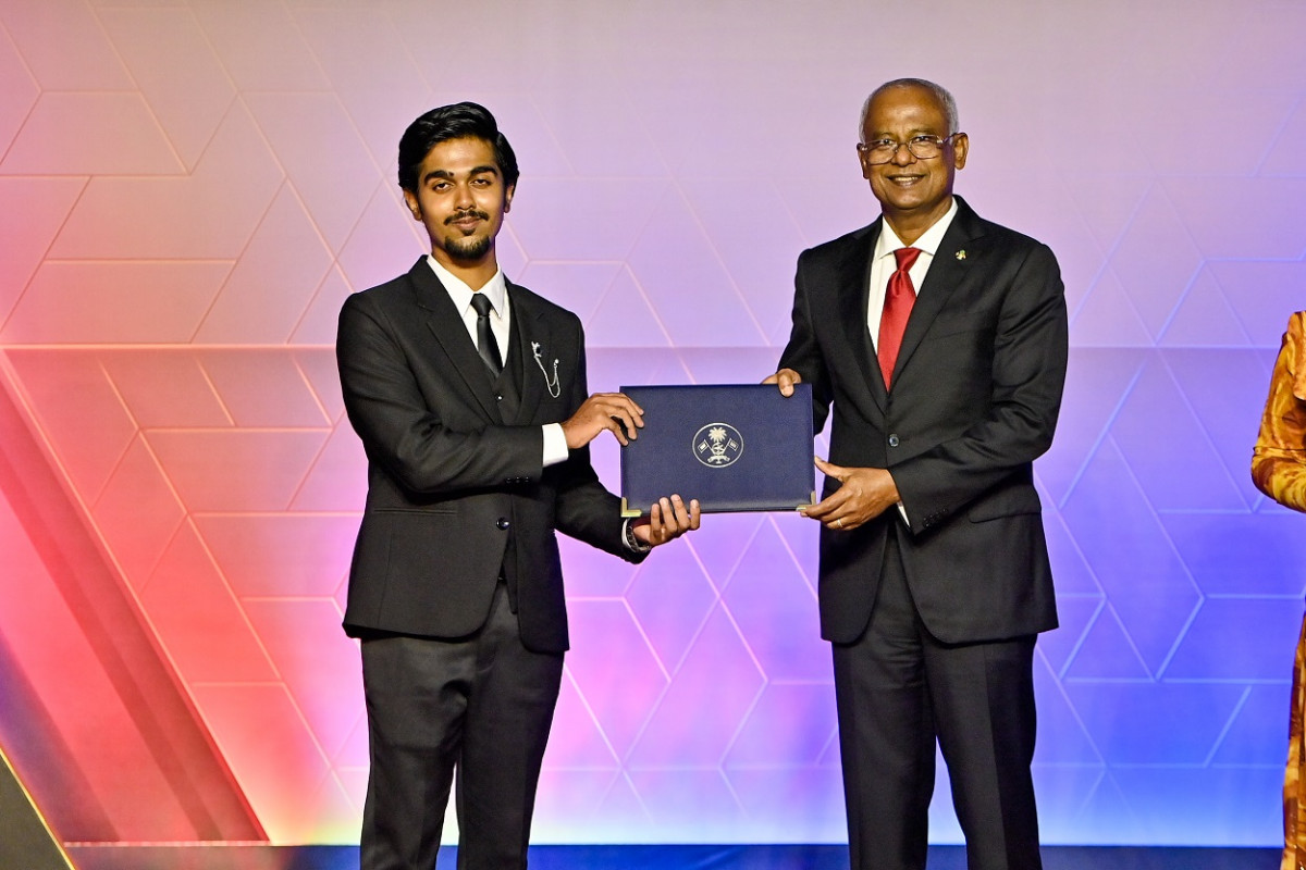 މަތީ ޘާނަވީން އެންމެ ރަނގަޅު ނަތީޖާ ހޯދި ދަރިވަރުންނަށް ރައީސް އިނާމު ދެއްވަނީ