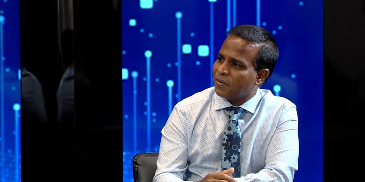 ބާރަށު ދާއިރާގެ މެންބަރު އަހުމަދު އަބްދުﷲ ރާއްޖެޓީވީގެ ފަލަސުރުޚީ ޕްރޮގްރަމުގައި ވާހަކަފުޅުދައްކަވަނީ