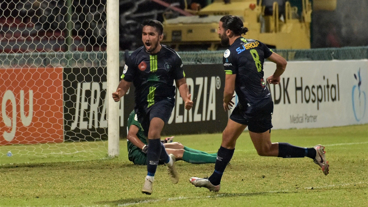 SUS after scoring a goal