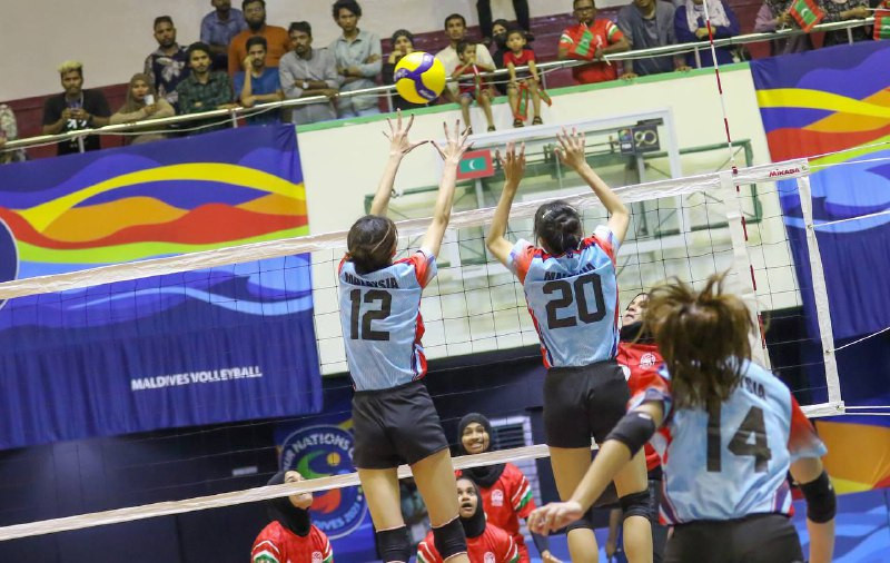 ފޯ ނޭޝަންސް ކަޕްގެ އަންހެން ޑިވިޝަންގައި ރާއްޖެ އާއި މެލޭޝިޔާ ކުޅުނު މެޗުގެ ތެރެއިން