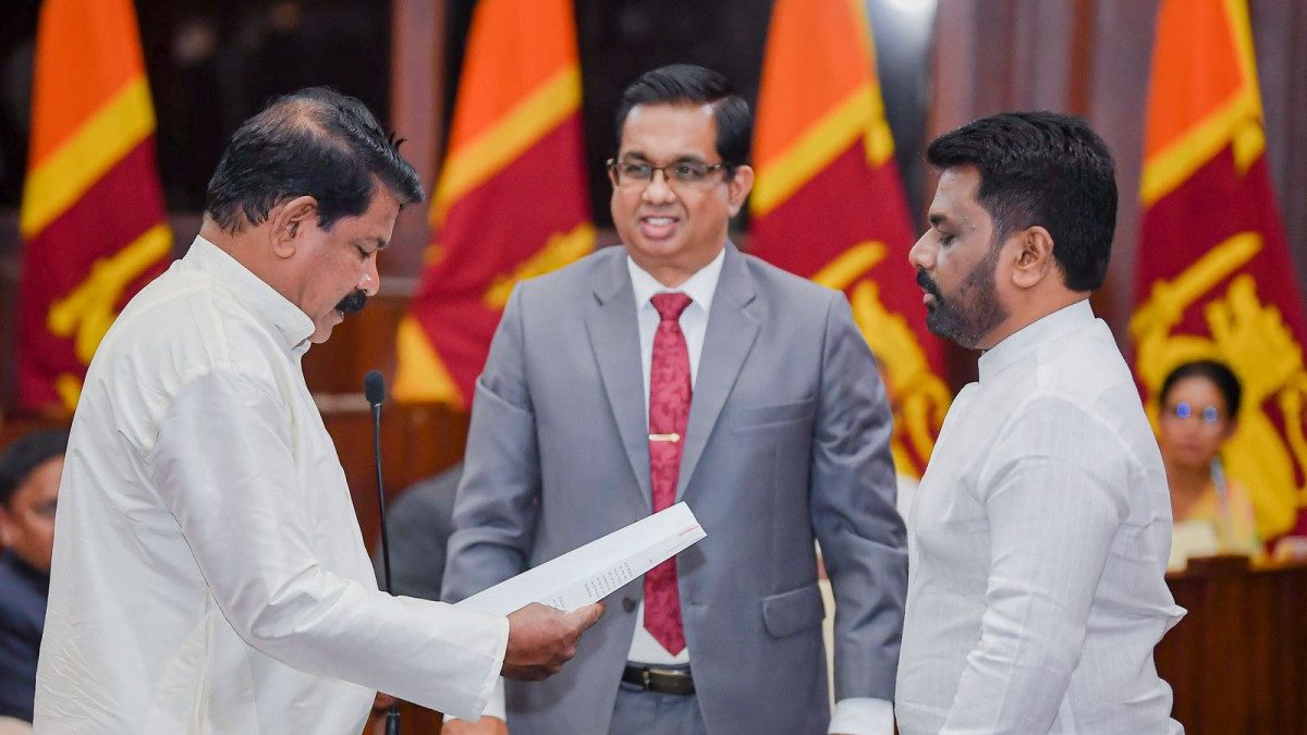 ސްރީ ލަންކާގެ ކެބިނެޓަށް 21 މިނިސްޓަރުން އެ ގައުމުގެ ރައީސް އައްޔަން ކުރެއްވުން