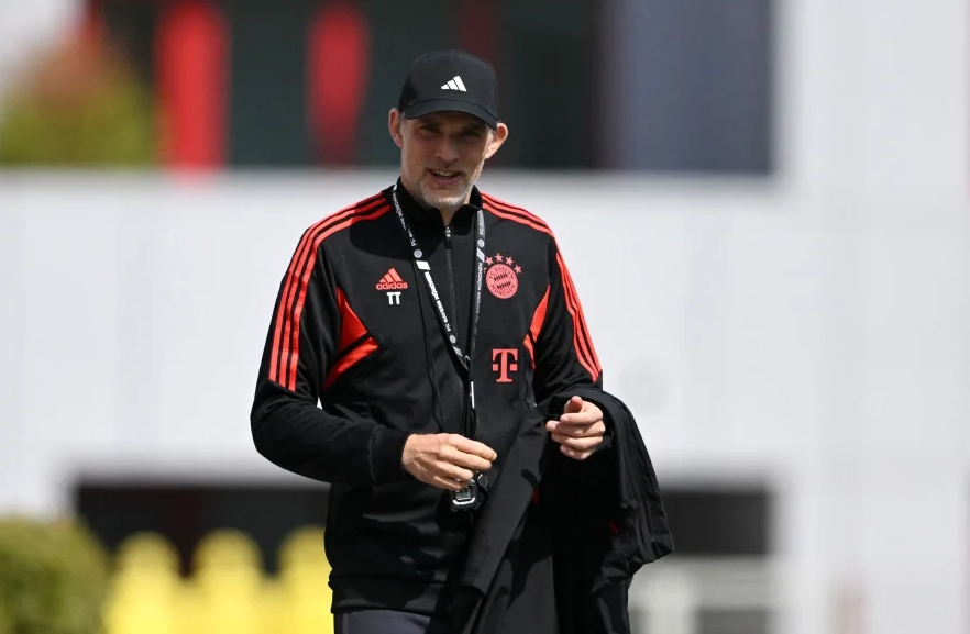 ބަޔާން މިއުނިކްގެ ކޯޗު ތޯމަސް ޓުޗެލް