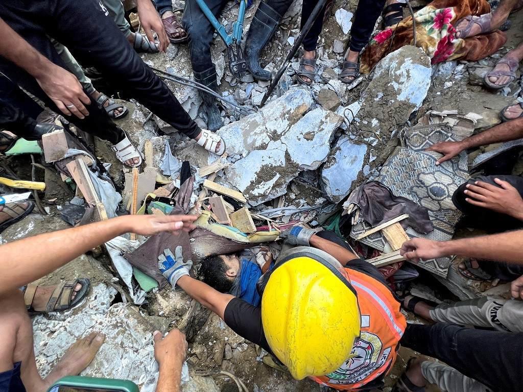 ފަލަސްތީން އިސްރާއީލް ހަނގުރާމަ - މި އޮކްޓޫބަރު މަހުގެ 7 ވަނަ ދުވަހުން ފެށިގެން އިޒްރޭލުން ޣައްޒާއަށް، ބޮމާއި މިސައިލު ޙަމަލާގެ ހައެއްކަ ހާސް ހަމަލާ ވަނީ ދީފަ