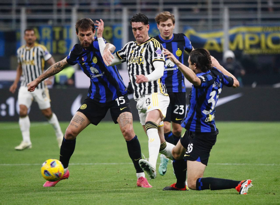 އިންޓަ މިލާން އަދި ޔުވެންޓަސް ކުޅުނު މެޗުގެ ތެރެއިން