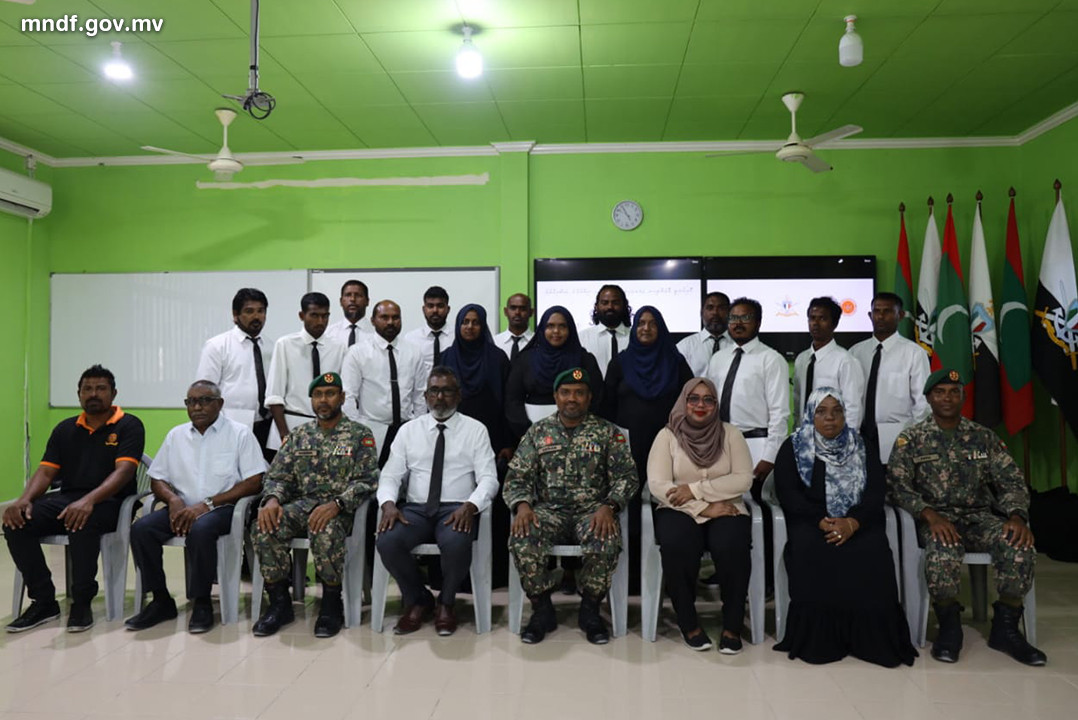 ލަންޓިއަރ ފަޔަރފައިޓަރ ޓްރެއިނިންގ ޕްރޮގްރާމް ނިންމާލުން