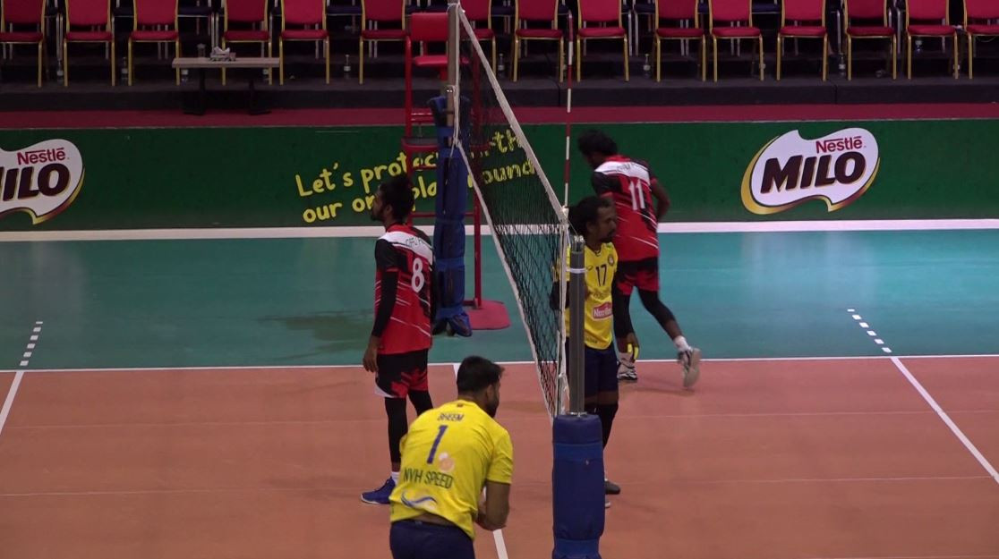 ރޭ އޮފު އެފްސީ އާއި ގުޑީސް ބައްދަލުކުރި މެޗުގެ ތެރެއިން