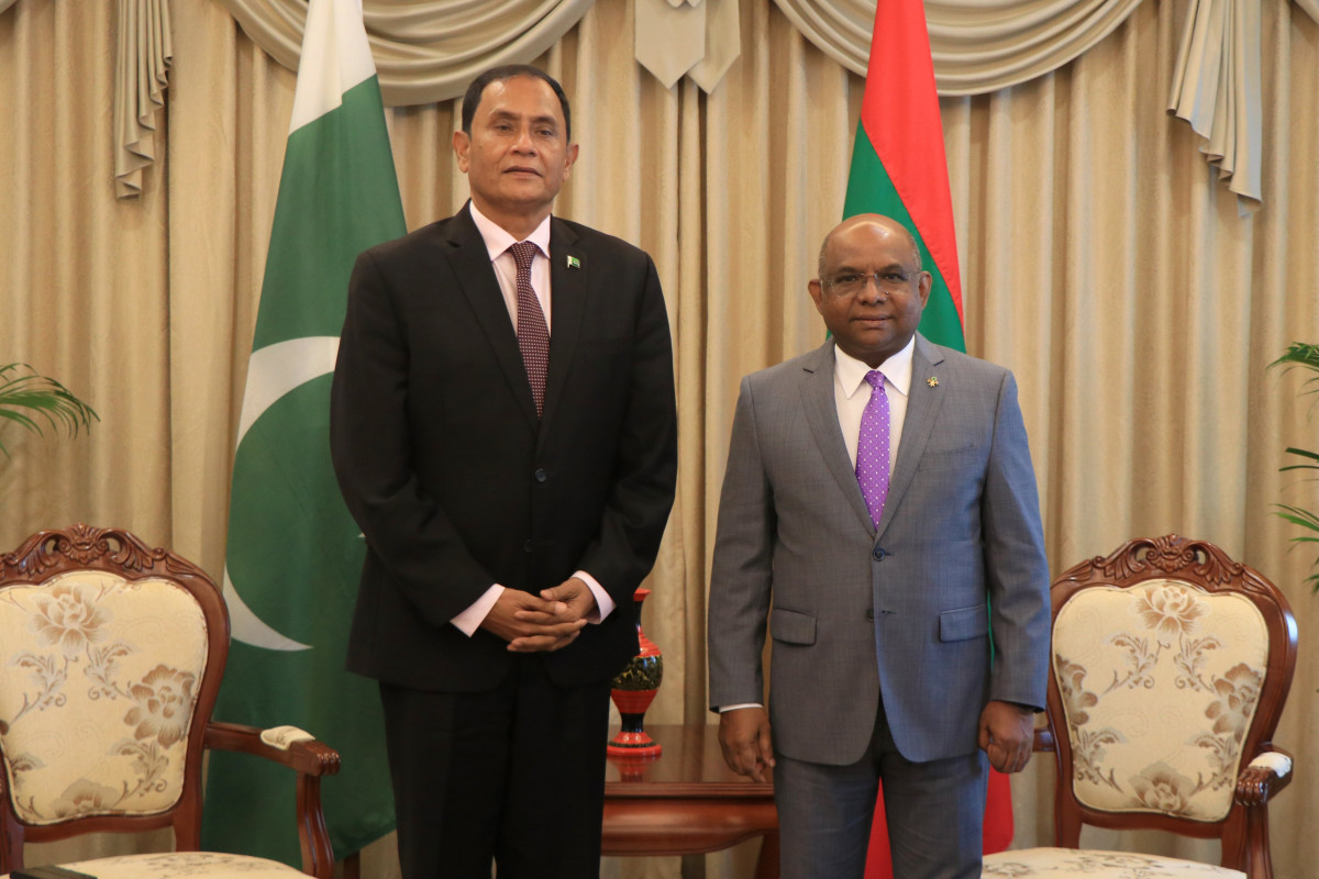 High Commissioner of Pakistan to Maldives pays a farewell call on Minister Shahid