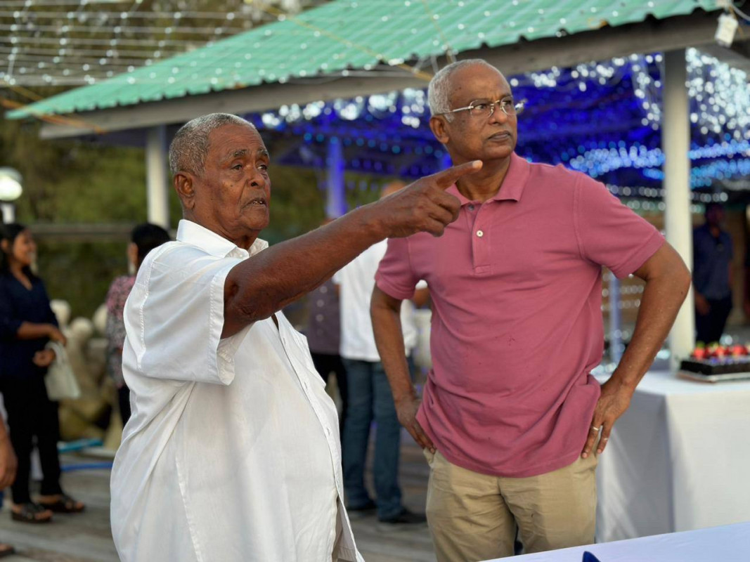 އުއްޗުގެ ދައުވަތަކަށް ރައީސްގެ ދެކަނބަލުން ވަނީ ޗަމްޕާގިރިއަށް ވަޑައިގަންނަވާފައި - ފޮޓޯ: ރާއްޖެއެމްވީ