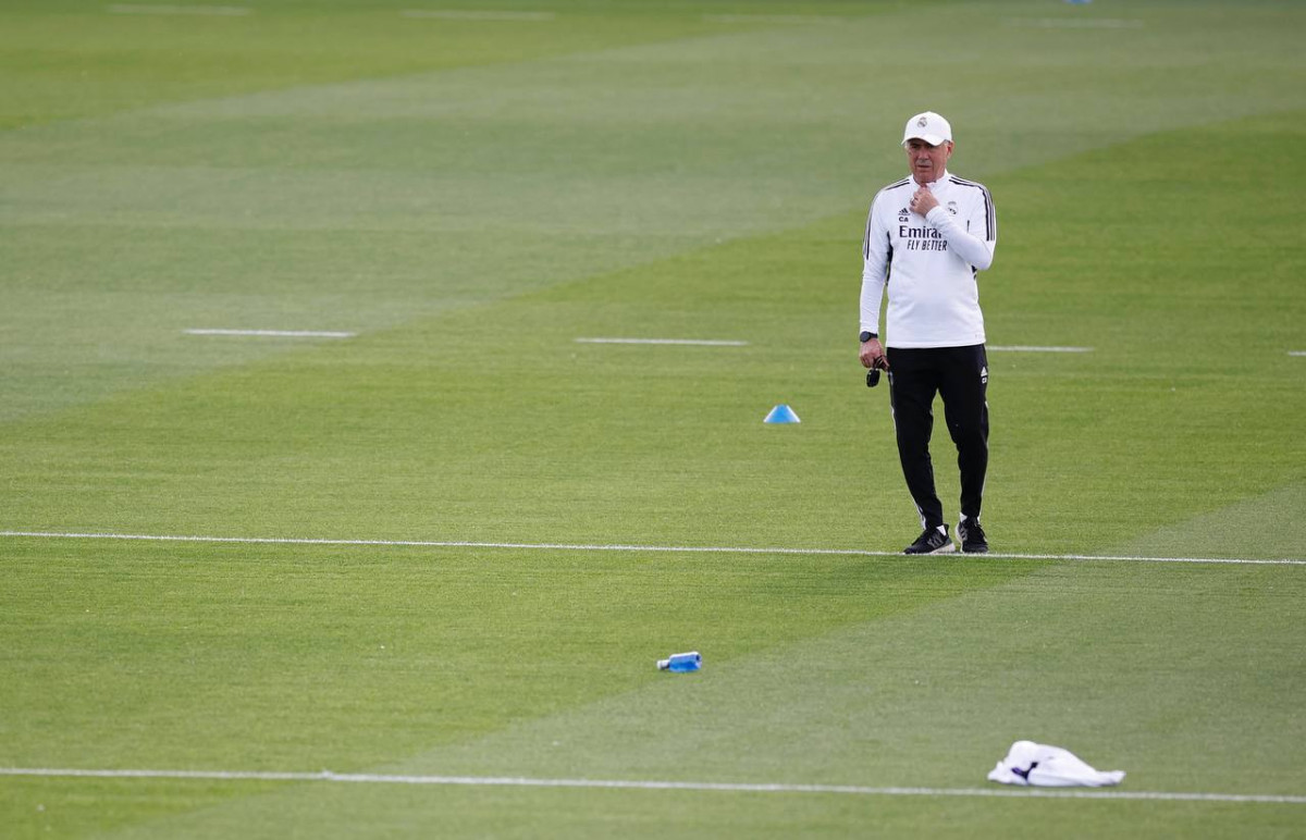 ރެއާލްގެ ފަރިތަކުރުމުގައި ކޯޗު ކާލޯ އަންޗެލޮޓީ