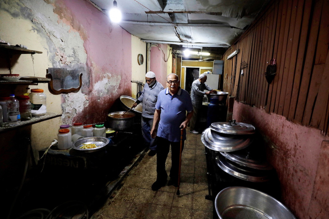 ފަޤީރުންނަށް ކާބޯތަކެތި ފޯރުކޮށްދިނުމަށްޓަކައި ކެއްކުމަށް ބޭނުންކުރާ ބަދިގެއެެއް