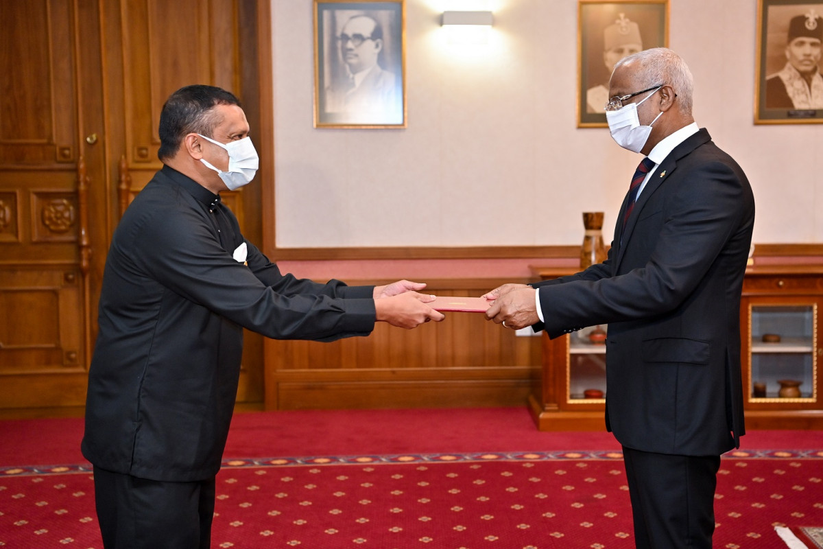 The new High Commissioner of Sri Lanka presented credentials to the president on Tuesday morning