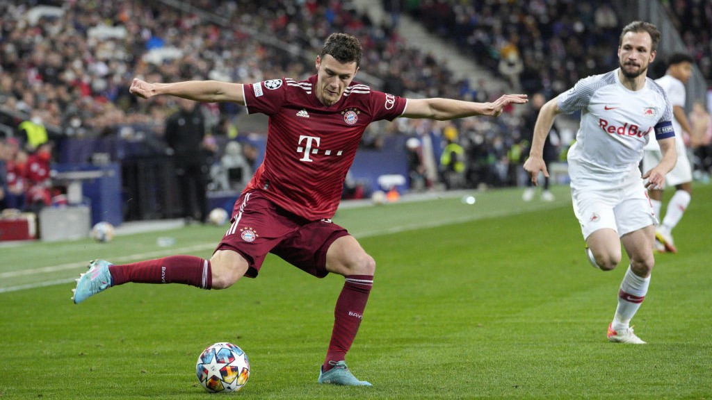 ޔުއެފާ ޗެމްޕިއަންސް ލީގުގައި ސަލްޒްބާގް އާއި ބަޔާން ބައްދަލުކުރި މެޗުގެ ތެރެއިން