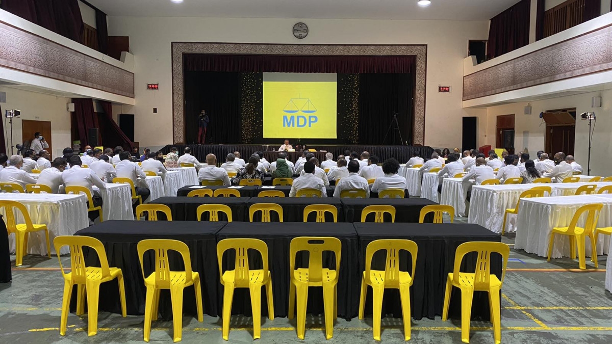 އެމްޑީޕީގެ ގައުމީ މަޖިލީހުގެ 185 ވަނަ ބައްދަލުވުން