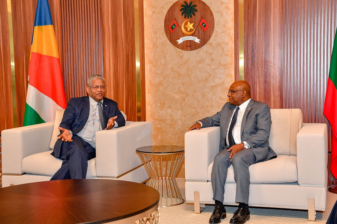 ސީޝެލްސްގެ ރައީސްގެ ދެކަނބަލުންނަށް ރަސްމީގޮތުން މަރުހަބާ ދެންނެވުމުގެ ގޮތުން ބާއްވާ ޚާއްސަ ރަސްމިއްޔާތު އޮންނާނީ ހޯމަ ދުވަހު - ފޮޓޯ: ރައީސް އޮފީސް