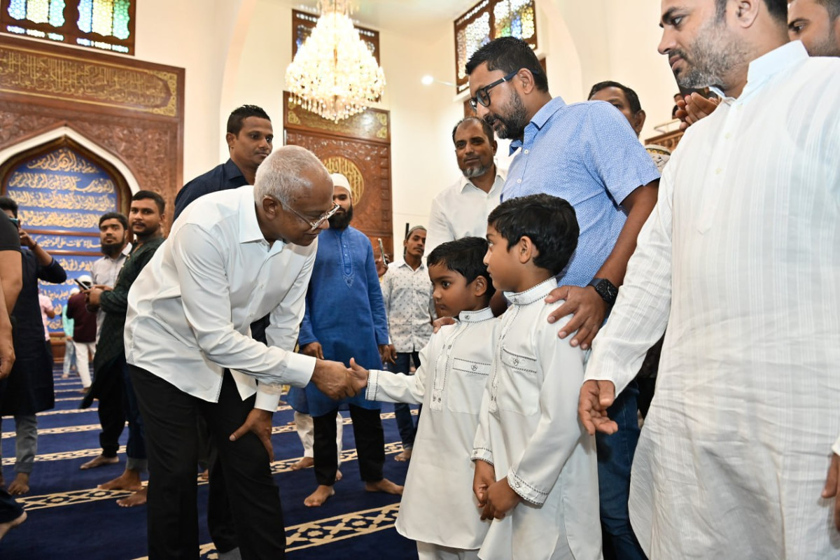 ރައީސުލްޖުމްހޫރިއްޔާ ޢީދު ސަލާމް ކުރައްވަނީ