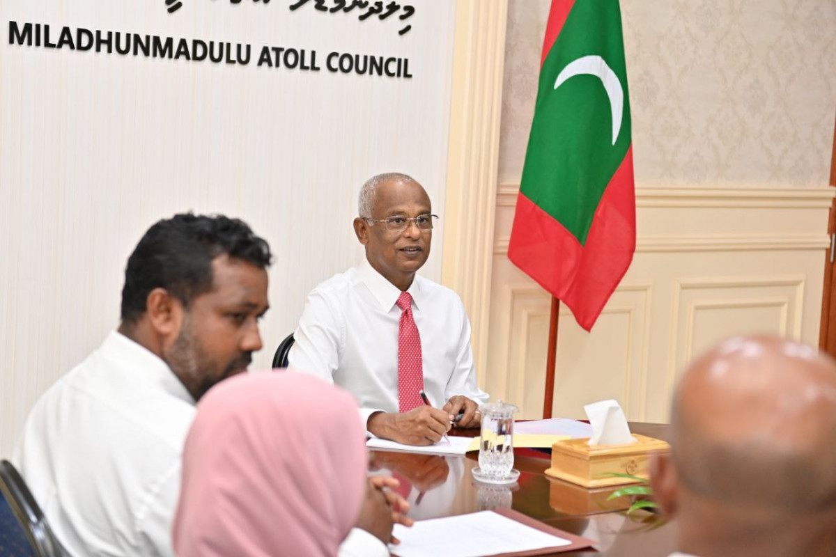 The President meets with Sh. Funadhoo Island Council and WDC members