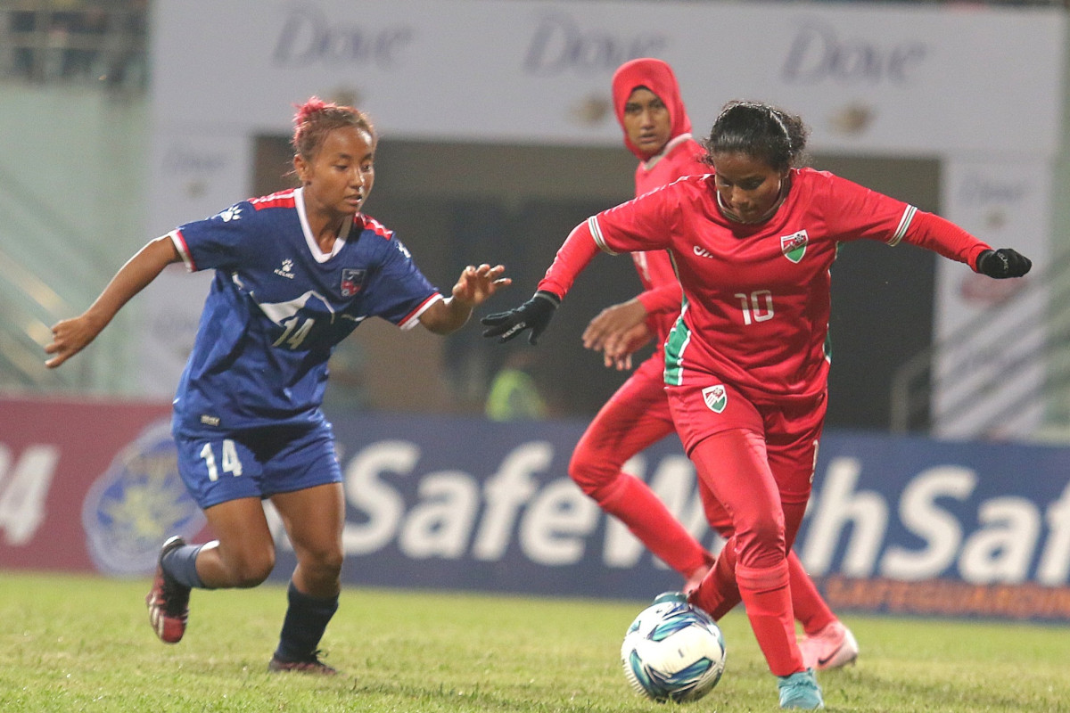 ރާއްޖެ އާއި ނޭޕާލް ކުޅުނު މެޗުގެ ތެރެއިން