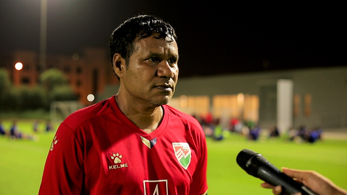 ގަތަރު ކޭމްޕުގައި ގައުމީ ޓީމުގެ އެސިސްޓަންޓް ކޯޗު އިސްމާޢީލް މަހްފޫޒް (އިންމަ) ދިން އިންޓަވިއުގެ ތެރެއިން