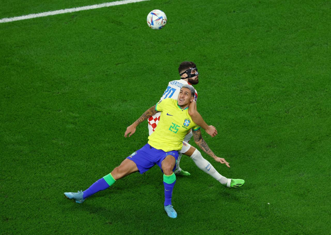 ބްރެޒިލް އަދި ކްރޮއޭޝިއާ ކުޅުނު މެޗުގެ ތެރެއިން - ފޮޓޯ: ރޮއިޓާސް