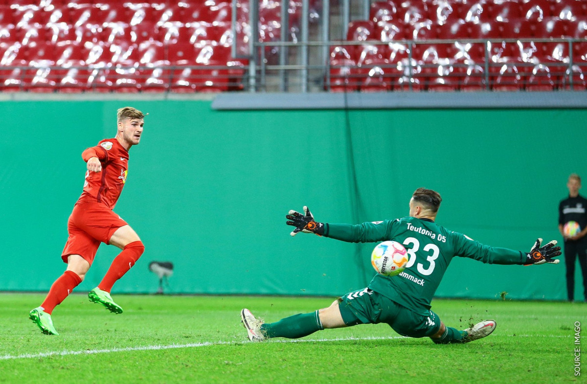 ޖަރުމަނު ކަޕްގައި ކުޅުނު މެޗުގެ ތެރެއިން