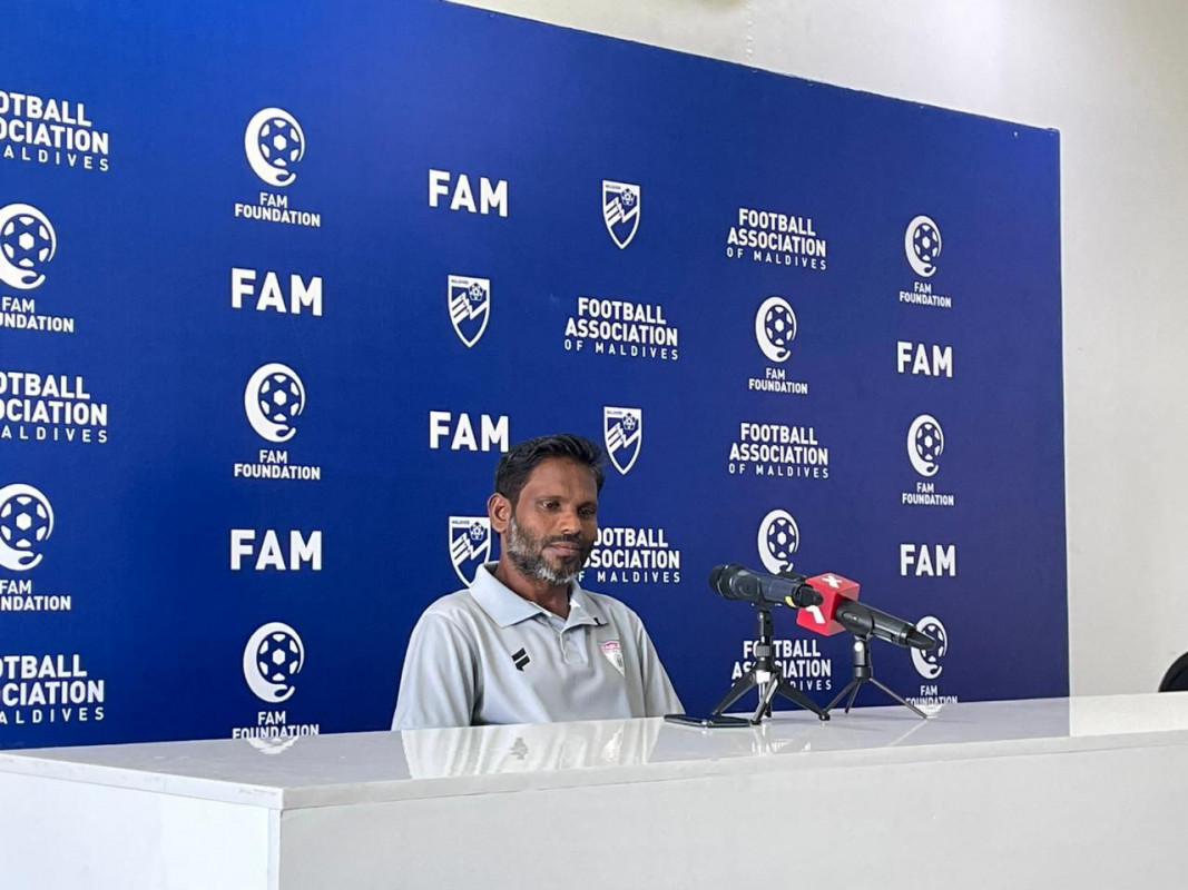 ނޫސްވެރިންގެ ބައްދަލުވުމުގެ ތެރެއިން އީގަލްސްގެ އެސިސްޓެންޓް ކޯޗު މުއާވިޔަތު