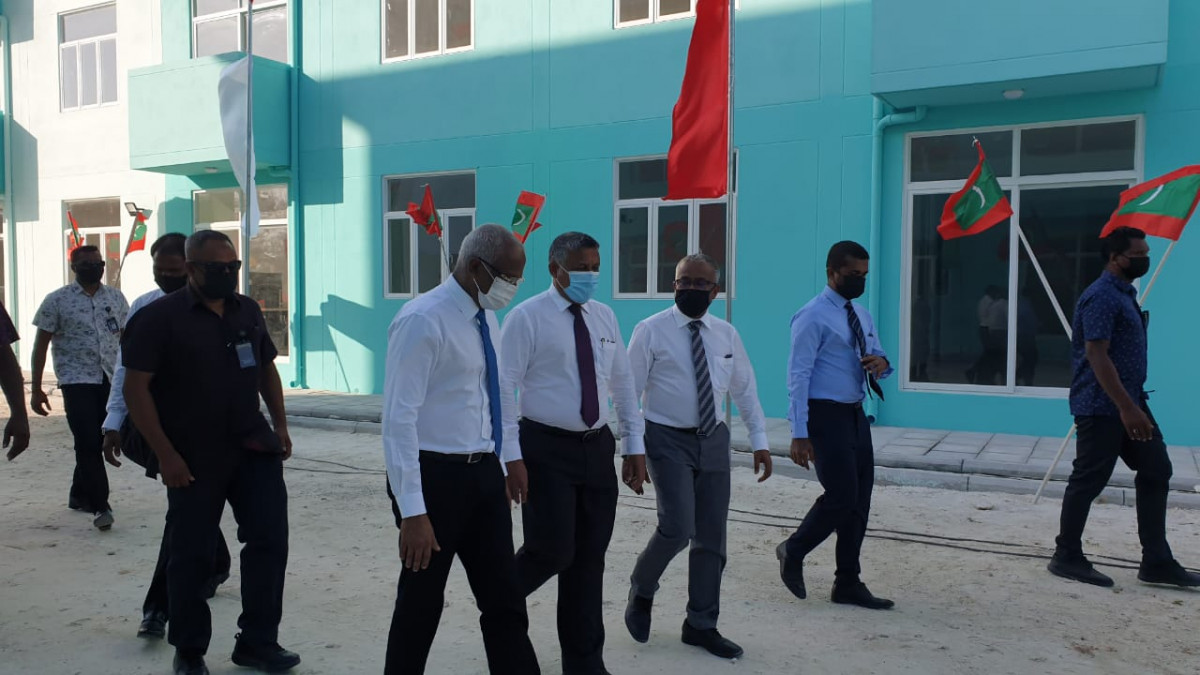 ނައިފަރު 100 ހައުސިންގ ޔުނިޓް ކައުންސިލާ ހަވާލުކުރުމުގެ ރަސްމިއްޔާތަށްފަހު ހައުސިންގ ޔުނިޓްތައް ބައްލަވާލައްވަނީ