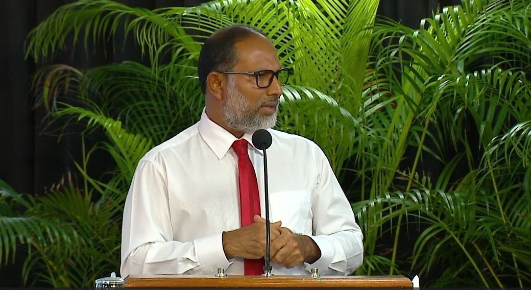 ހޯމް މިނިސްޓަރު އިމްރާން އަބްދުﷲ