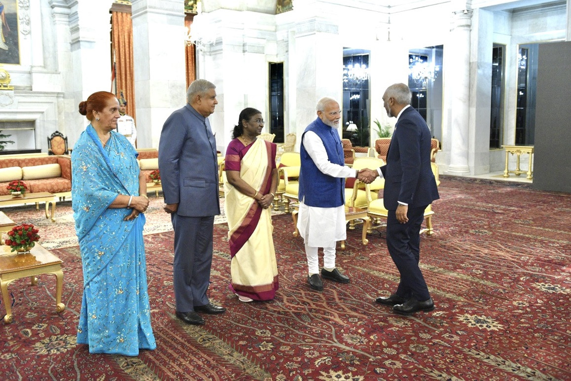 Muizzu attended the official banquet hosted by the Indian President as part of his visit to the neighboring country