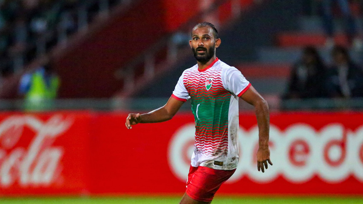 ގައުމީ ޓީމުގެ މިޑްފީލްޑަރު އަސްހަދު އަލީ (އަޑުބަރޭ)