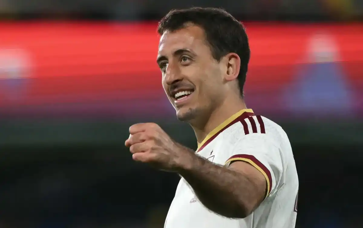 މެޗުގައި ލަނޑު ޖެހުމަށް ފަހު ސްޕެއިންގެ އޮޔާޒަބަލް އުފާ ފާޅު ކުރަނީ