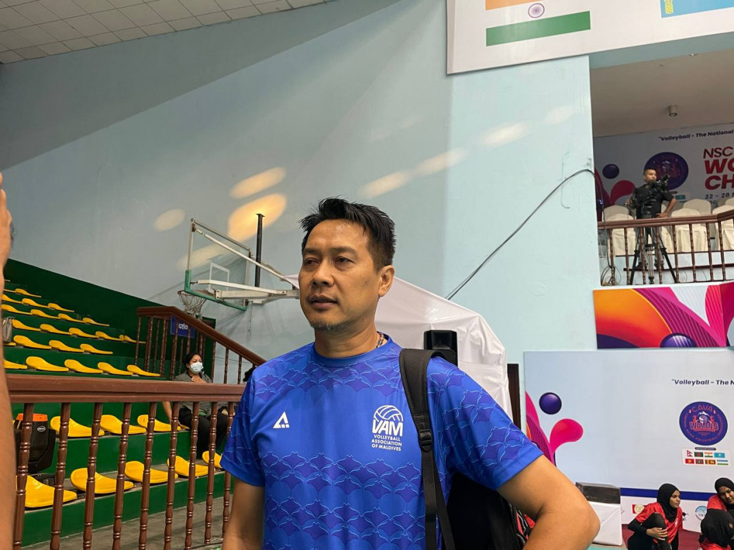 ޤައުމީ އަންހެން ވޮލީ ޓީމުގެ ކޯޗު