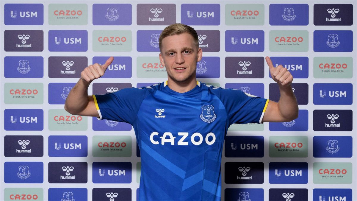 އެވަޓަނާ ގުޅުނު ނެދަލެންޑްސްގެ މިޑްފީލްޑަރު ޑޮނީ ވެން ޑަ ބީކް