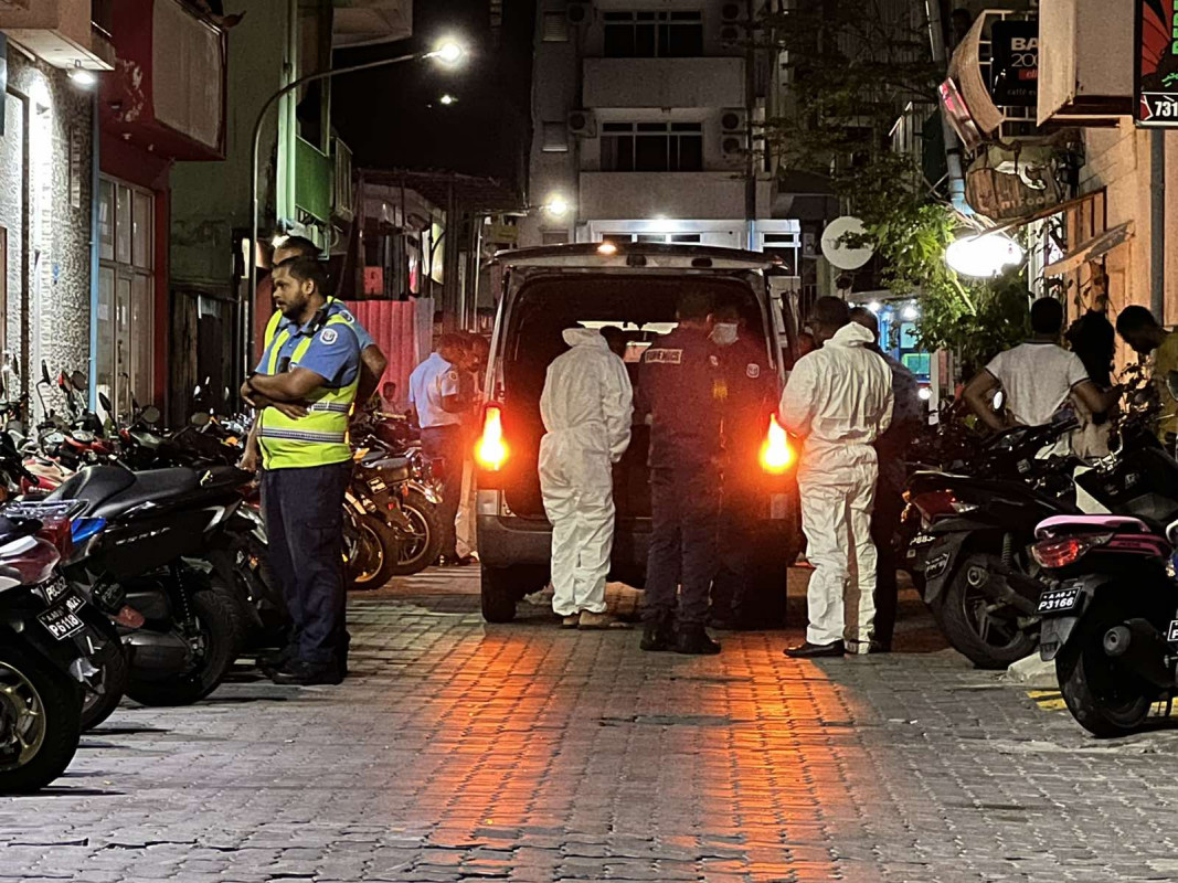 ފުލުހުން ސީންގައި ހަރަކާތްތެރިވަނީ