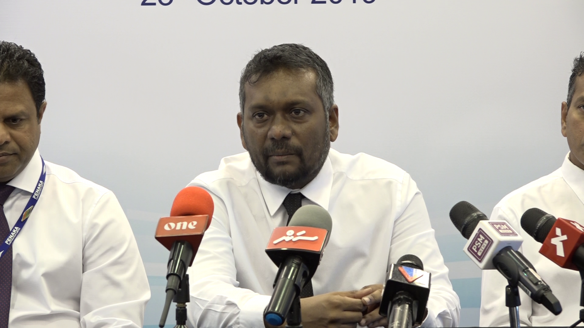 އިކޮނޮމިކް މިނިސްޓަރ ފައްޔާޒް