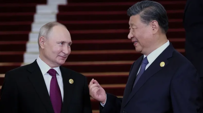 ޗައިނާގެ ރައީސް ޝީ ޖިންޕިންގއާއި ރަޝިއާގެ ރައީސް ވްލަޑިމިއަރ ޕުޓިން