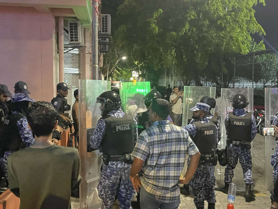 ޕީއެންއެފް ޖަލްސާއަށް ފުލުހުން ހުރަސްއަޅަނީ