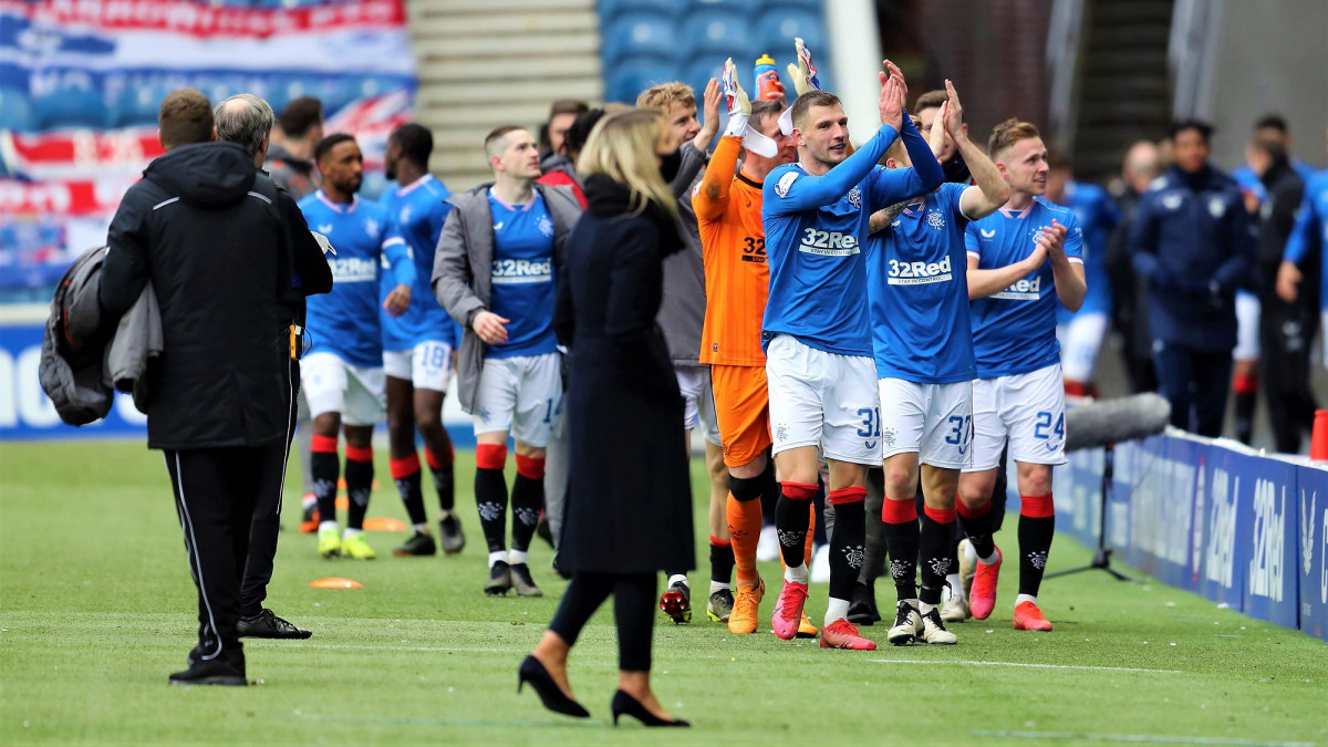 ރޭންޖާސް ޓީމުގެ ކުޅުންތެރިން އުފާފާޅުކުރަނިކޮށް