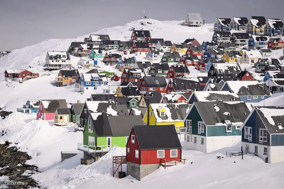 ގްރީންލޭންޑުގެ ސަގާފީ ސްޓައިލުގެ ގެތަކެއް