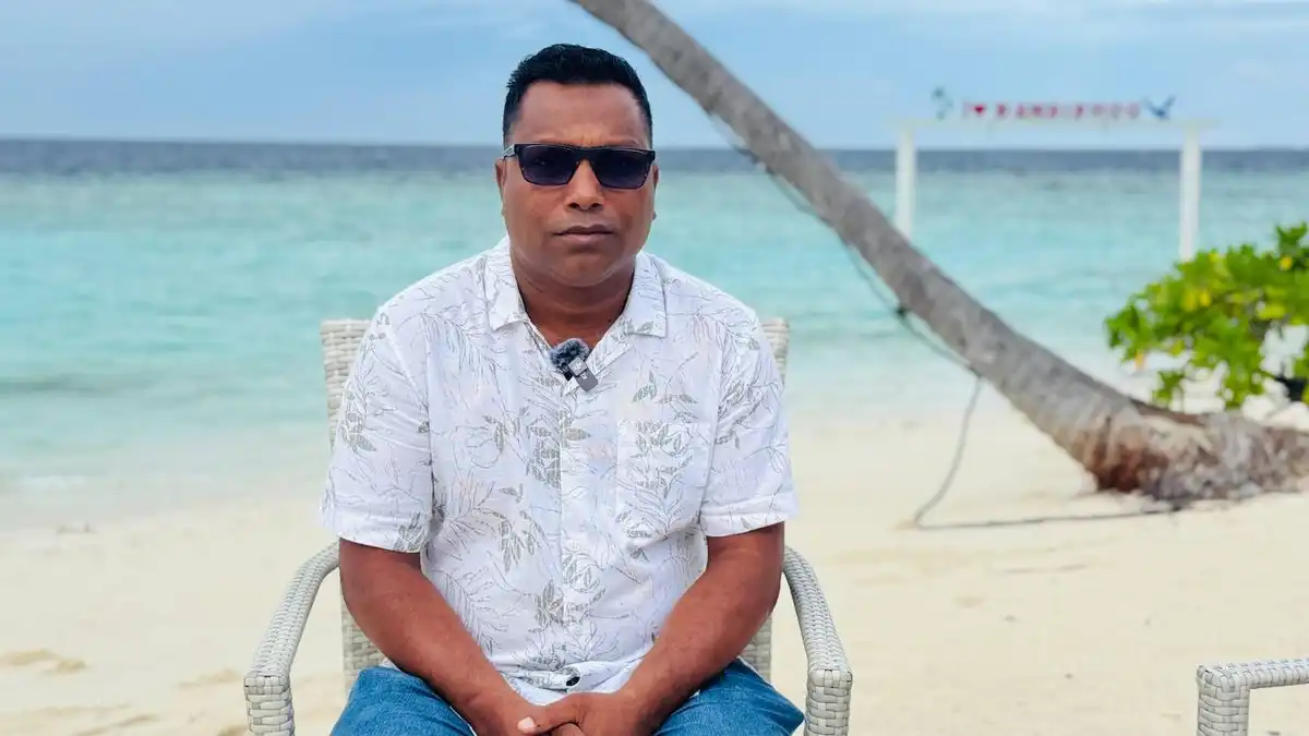 ހޮނިހިރު ދުވަހުގެ ފަށާއިރު ޕްރޮގްރާމްގައި ވާހަކަ ދައްކަވަމުން ބަނޑިދޫ ކައުންސިލްގެ ނައިބު ރައީސް އަހުމަދު އީސަ ވާހަކަ ދައްކަވަނީ