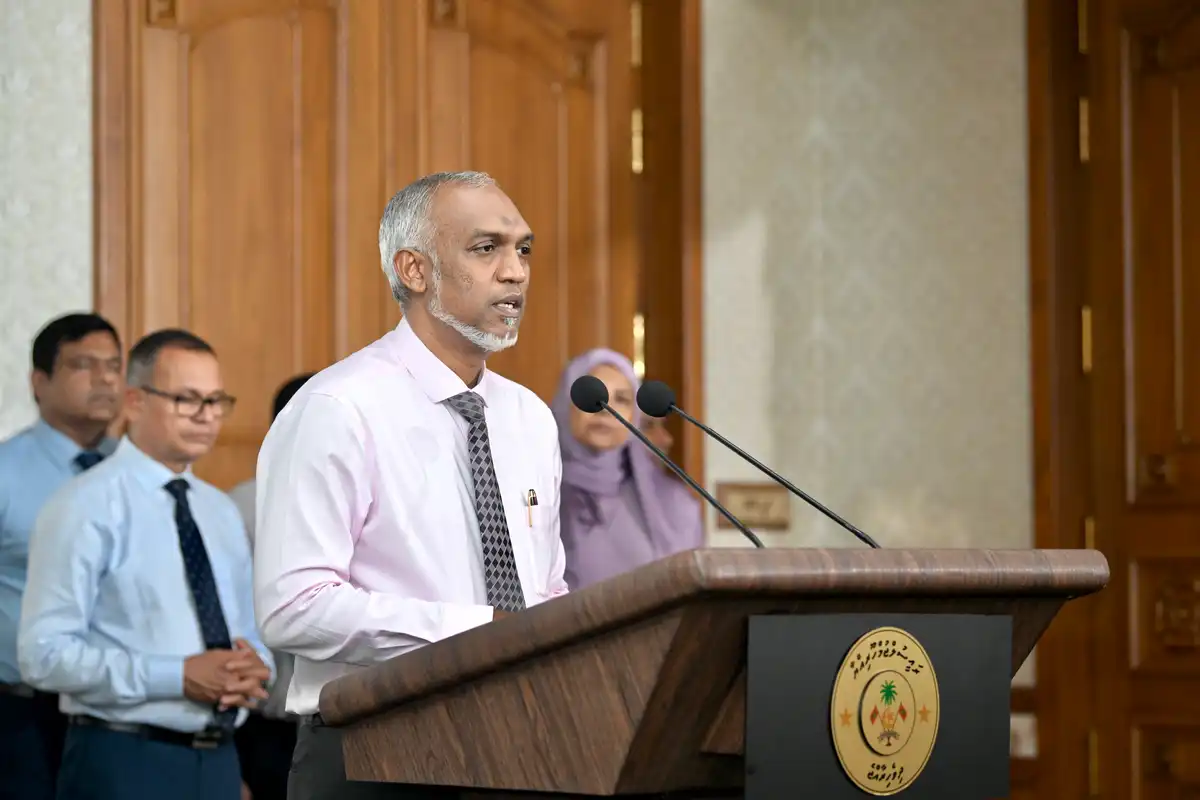 ހިޔާ އަދި ވިނަރެސް ފްލެޓްތަކުގެ އަގުގެ ގޮތުގައި ދައްކާ އަދަދުތައް ކުޑަކުރުމަށް ރައީސުލްޖުމްހޫރިއްޔާ ނިންމެވި ކަން އިއުލާނު ކުރެއްވުމަށް ބޭއްވި ނޫސް ކޮންފަރެންސް - 5 ޑިސެމްބަރު 2023