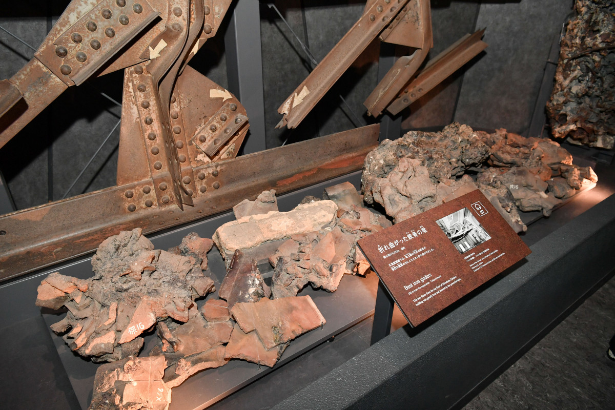 "ހީރޯޝީމާ ޕީސް މެމޯރިއަލް މިއުޒިއަމް" އަށް ރައީސުލްޖުމްހޫރިއްޔާ ޒިޔާރަތް ކުރެއްވުން -- ފޮޓޯ: ރައީސް އޮފީސް