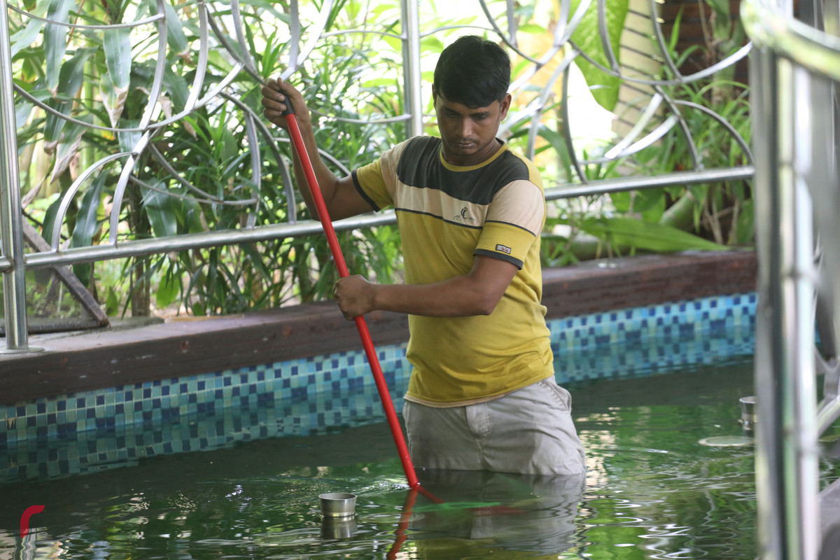 26 މެއި 2019: ސަލްޓަންޕާކު ސާފްކުރުމުގެ މަސްއްކަތްތައް ކުރަނީ -- ފޮޓޯ: ޝުއައިބް މުހައްމަދު