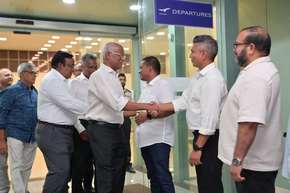 ސޯބެގެ ކެމްޕެއިނަށް ރައީސް ސޯލިހު އައްޑޫ ސިޓީ އަށް ވަޑައިގަތުމުން ވަނީ ހޫނު މަރުހަބާ އެއް ދަންނަވާފަ.
