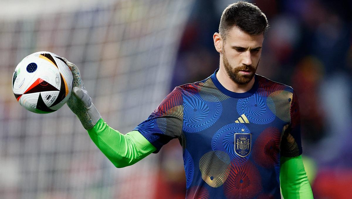 ސްޕޭންގެ ކީޕަރު އުނާއީ ސިމޮން