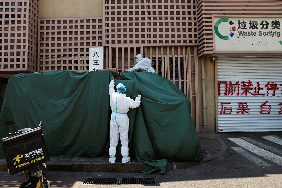 ޗައިނާގެ ކޮވިޑް-19ގެ ހާލަތު ގޯސްވެފައިވާ އިރު އެންމެ ބޮޑަށް އަސަރުކުރަމުންދަނީ ޝަންގްހާއި އަދި ބެއިޖިން އަށް - ފޮޓޯ: ރޮއިޓަރސް