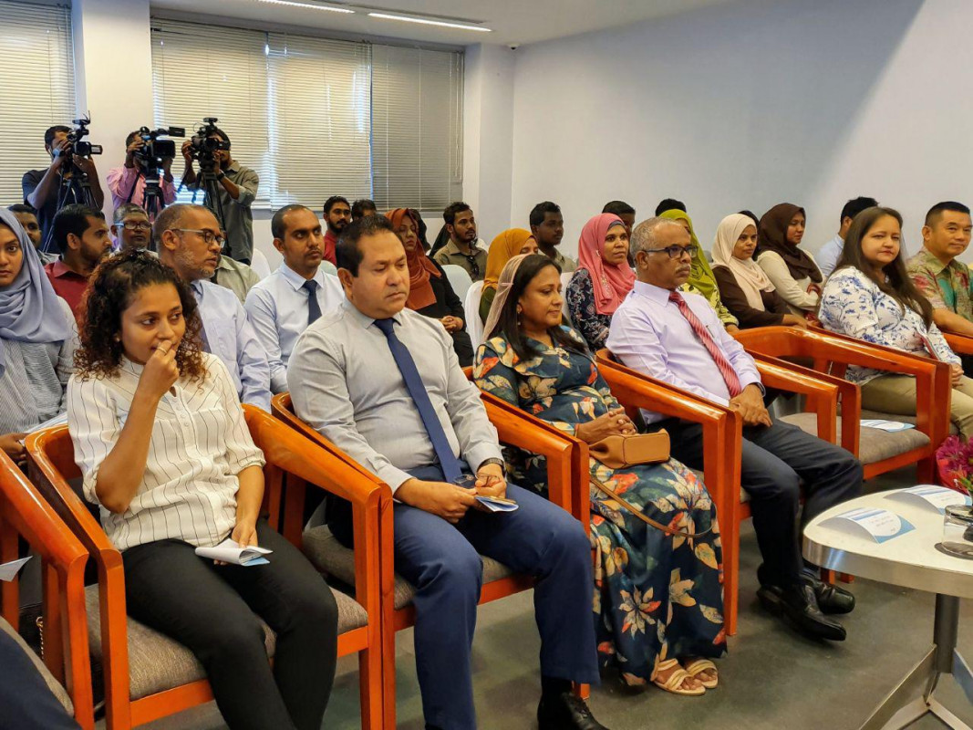 ރިވިއު ވޯކްޝޮޕްގެ ތެރެއިން