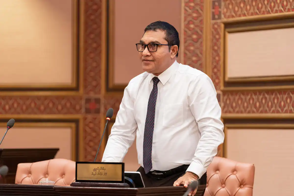 ރައްޔިތުންގެ މަޖިލީހުގެ މެންބަރު އަހުމަދު ދީދީ (އައިބީ)