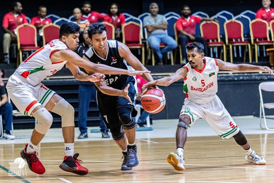 ބަނގްލަދޭޝްއާއި ނޭޕާލް ވާދަކުރި މެޗުގެ ތެރެއިން